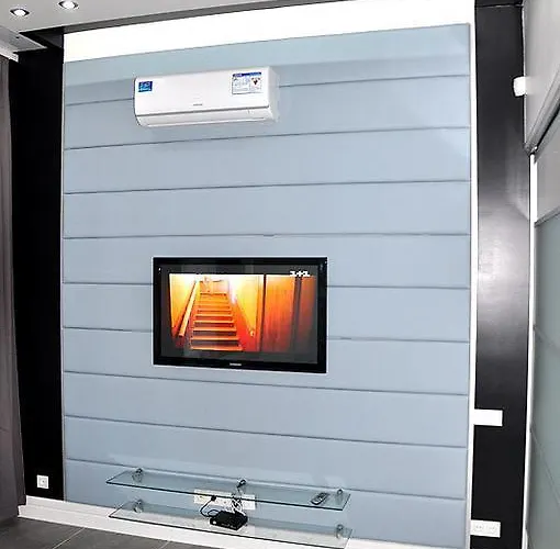 150 Metres To Ploscha Rynok *